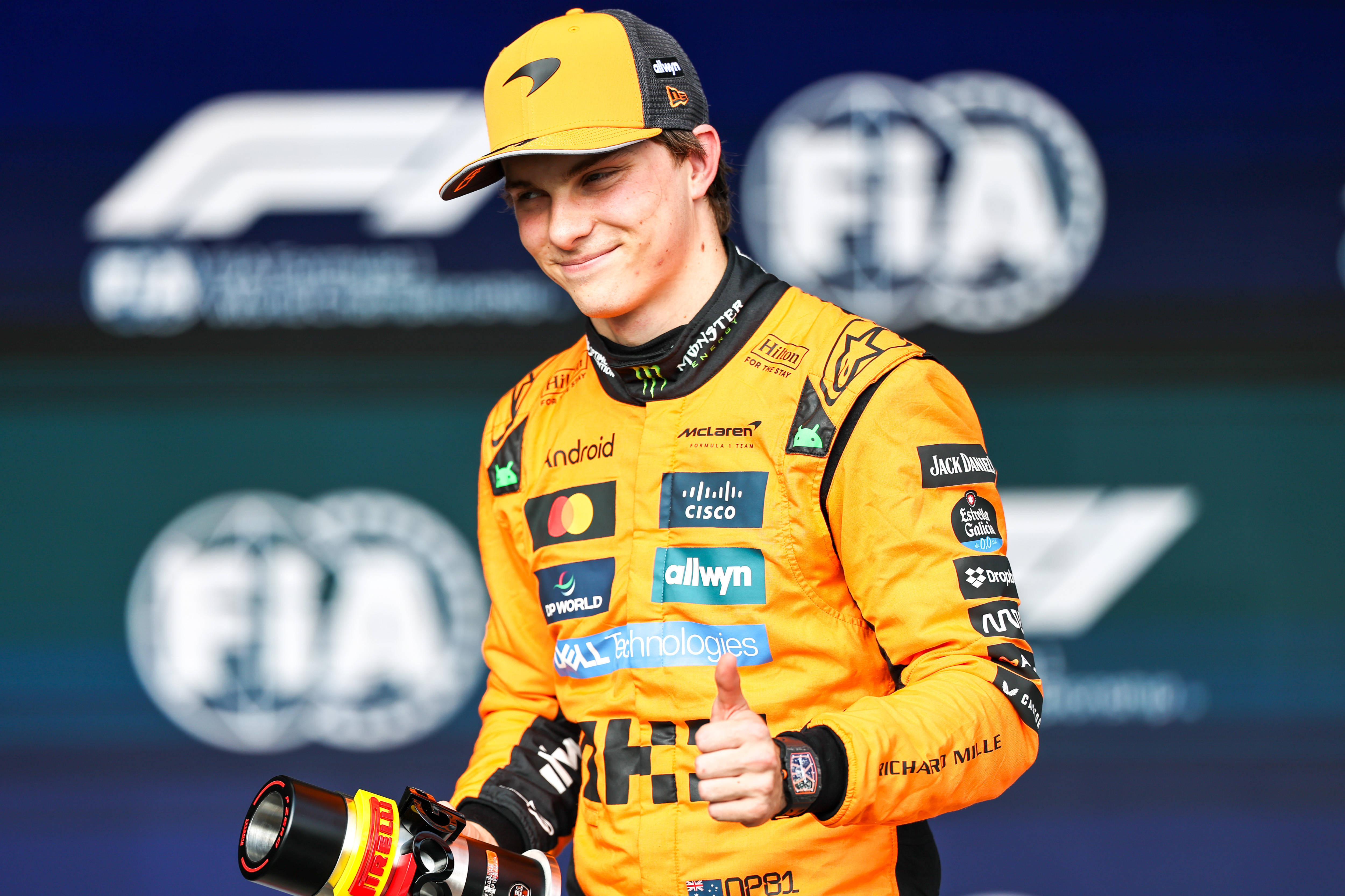 开云体育APP下载-荷兰碾压巴黎,哈弗茨扛起全队