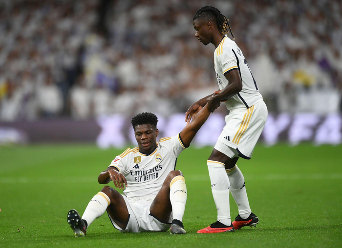 F1街道赛之夜,楚阿梅尼关键节点连续得分 F1街道赛之夜,楚阿梅尼关键节点连续得分