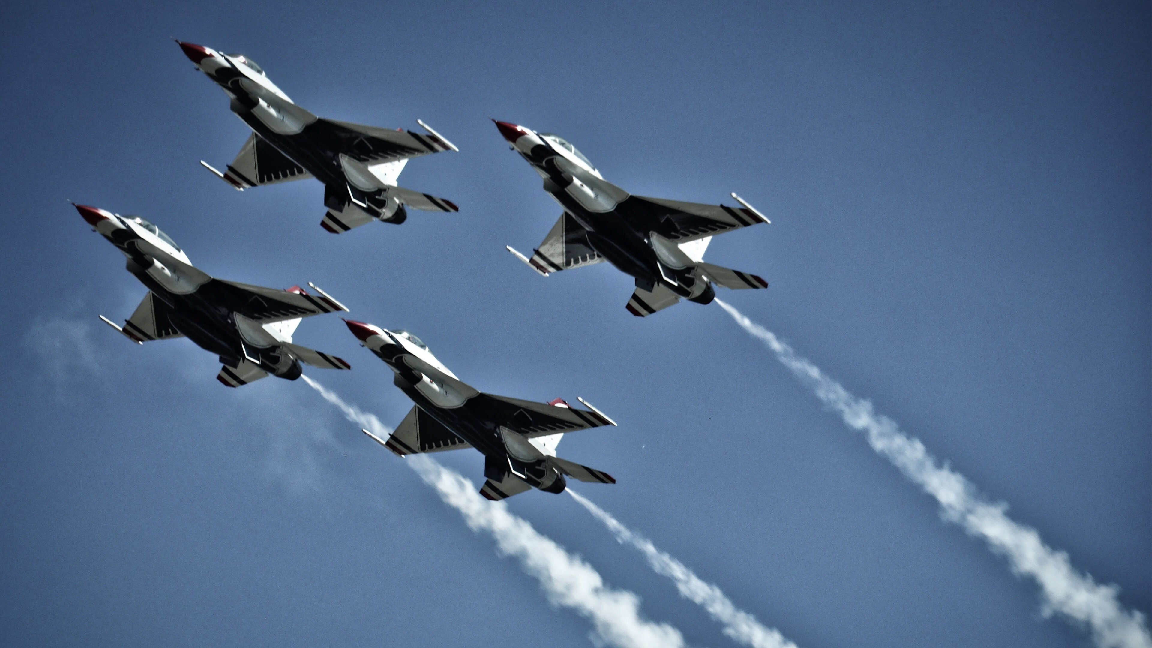 群狼狂飙！广厦战术壁垒压制猛龙，莫兰特孤胆50+空砍成悲情绝唱