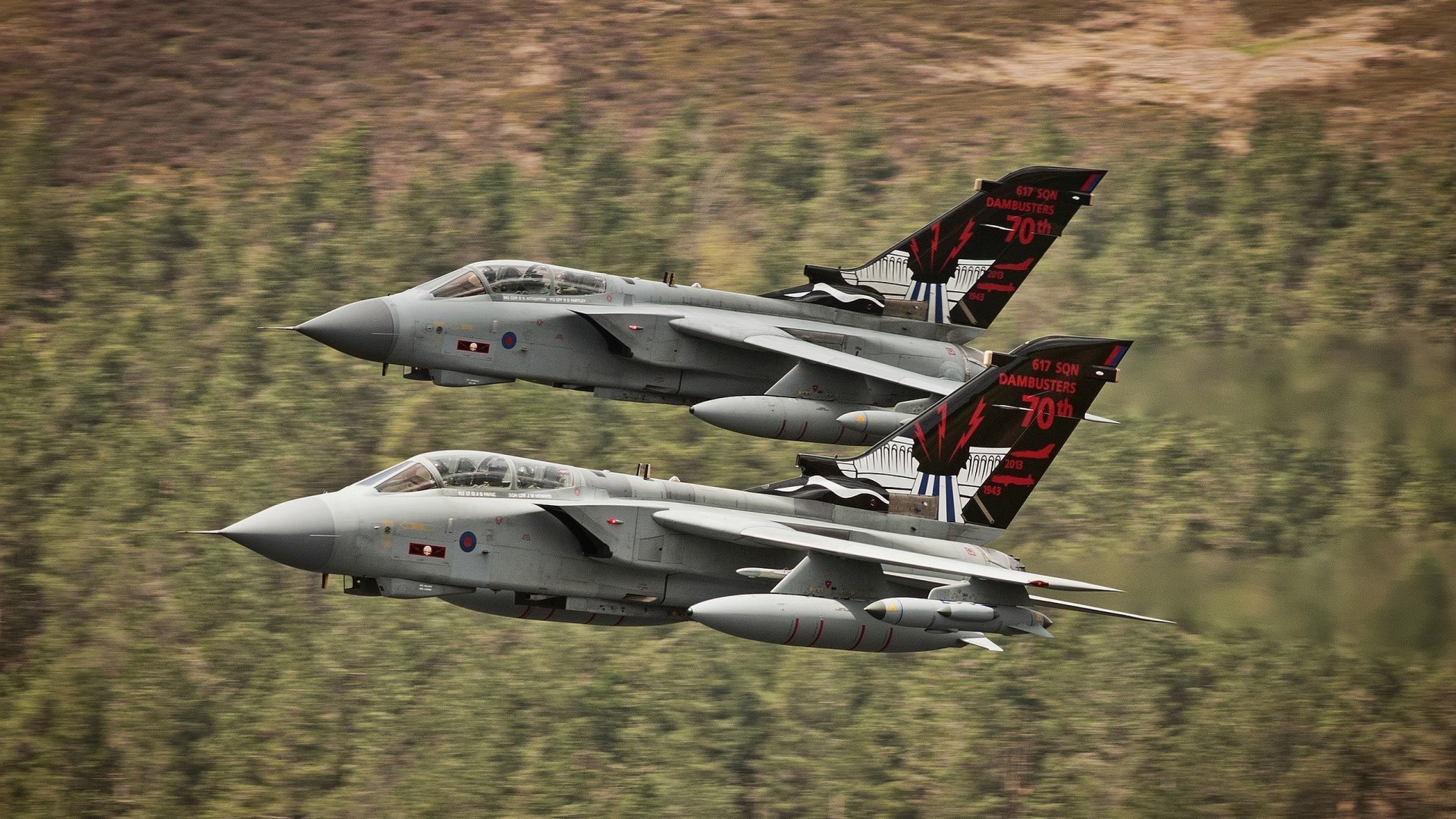 活塞用进攻浪潮席卷鹈鹕,贝恩在重压熔炉中完成淬火爆发